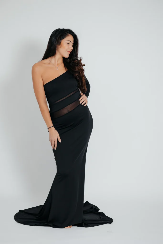 Elegantes Kleid aus Fotogarderobe bei Portraitshooting